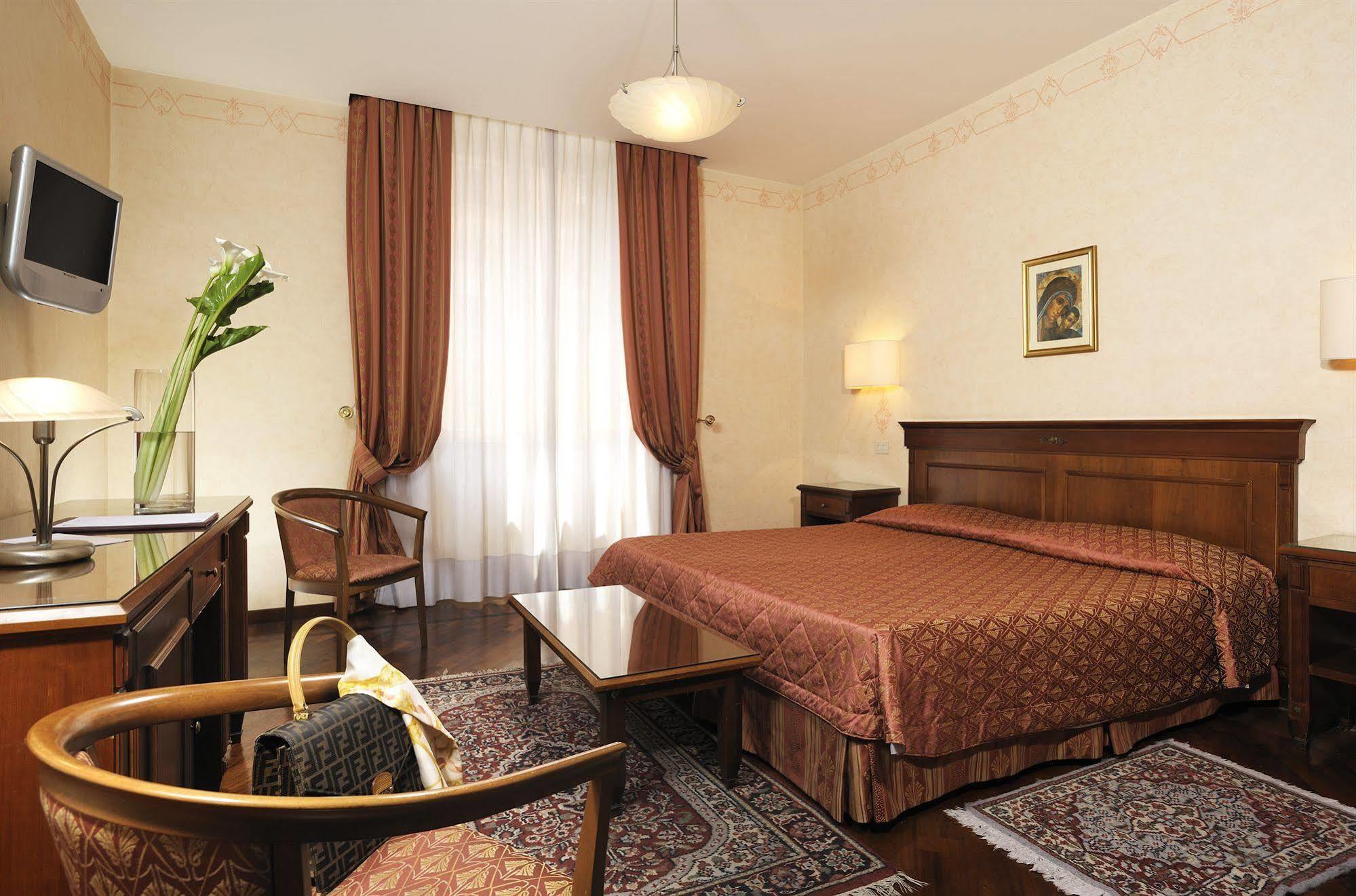 Hotel Torino Roma Habitación foto